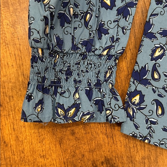 Brand New With Tags J. Crew Blue Floral Blouse size XL - Picture 3 of 7